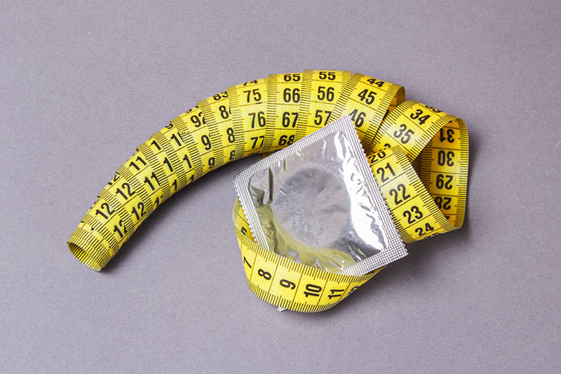 Kondomgröße messen mit dem Maßband