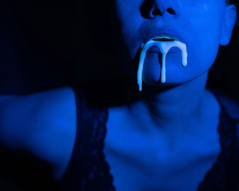 Sperma im Mund schlucken
